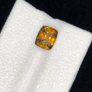 พลอยสีเหลืองทรงแปดเหลี่ยมธรรมชาติ น้ำหนัก 200 กรัม รับรองโดย IGI คุณภาพสูง สำหรับทำเครื่องประดับ ขายส่ง - Product Image 1