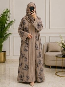 Elegante Abaya Gris con Estampado Floral y Bordado, Vestido Largo hasta el Suelo de Manga Larga para Mujer, Estilo de Oriente Medio para Uso Diario - Product Image 4