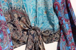 Nueva llegada de seda hecha a mano verano campana manga Crop Top blusa pura seda Patchwork Crop Top seda Wrap Top para mujer - Product Image 6