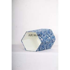 Poubelle en tissu de coton à motif floral artisanal avec boîte en carton recyclé pour jardin, bureau ou usage domestique - Product Image 4