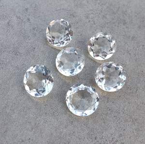 Cuarzo de Cristal Natural, Forma Redonda, Corte Facetado, Calibrado, Gema Suelta para Joyería - Product Image 1