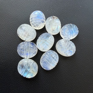 Pierres de lune arc-en-ciel blanches naturelles TFH, taillées pour la création de bijoux, forme ovale 12x10 MM, possibilité de créer plusieurs tailles. - Product Image 1