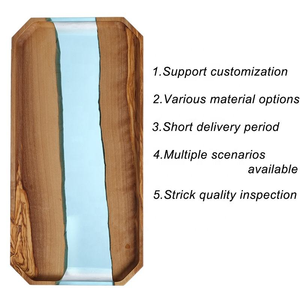 Plateau octogonal en bois d'olivier et résine époxy fait main en Ukraine, plateau de service rectangulaire en bois pour hôtel et restaurant - Product Image 6