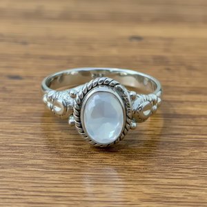 แหวนมูนสโตน มอยส์ซาไนต์ 3.4 กรัม สง่างามและโดดเด่น ประเภทสินค้า - Product Image 3