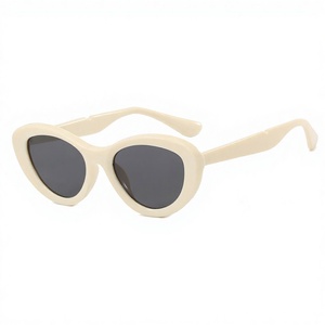 Retro Cat Eye Striped UV400 Sunglasses 2024 New Small Red Book Same Style Round <b>Face</b> Women - Product Image 6