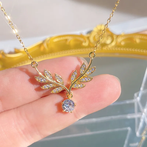 Collar con gotas de agua para mujer, colgante con incrustaciones de circonita, hecho de acero inoxidable 304 con cadena de cable chapada en oro de 0,03 µm - Product Image 3