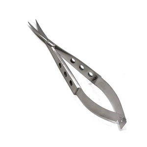 Ciseaux à ongles Ryzer Studio en acier inoxydable à ressort, design incurvé, outil professionnel de manucure pour le nail art - Product Image 1