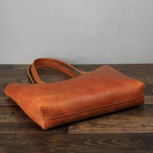 New Fashion Women Leather Bag Durable Fabric Hot Selling <b>Top</b> Trending Lightweight Reasonable Rate high quality Leather Bag - Product Image 3