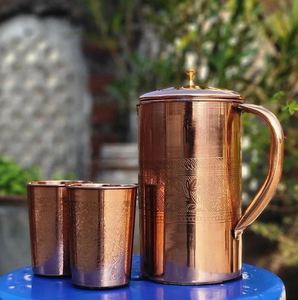 Ensemble de carafes en cuivre pour des moments de service élégants, service d'eau, ensemble en métal avec verres, durable, réutilisable, pour la cuisine et la table - Product Image 3