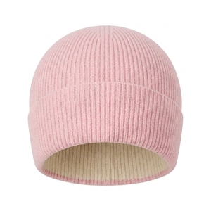 Bonnets d'hiver de qualité supérieure avec étiquette personnalisée, bonnet d'hiver tricoté, personnalisation possible - Product Image 2
