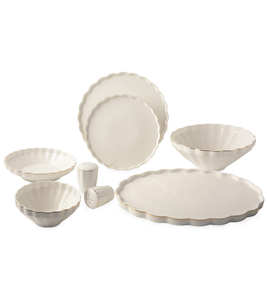Service de table de luxe en porcelaine fine, 29 pièces, avec bordure dorée élégante - Product Image 1