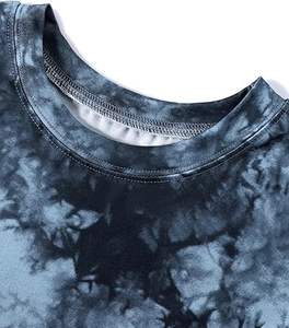 บริการผลิตเสื้อยืดแบบ Tie Dye สำหรับเด็กผู้หญิง สไตล์ Urban ไซส์พลัส แขนสั้น แบบ Dip Dye รับผลิตตามสั่ง (OEM) ขายส่ง MOQ ต่ำ - Product Image 4