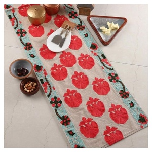 Cute Bird On Stem Printed Luxury Beautiful 100% Organic Cotton GOTS Certificate Modern <b>Dining</b> <b>Table</b> <b>Runner</b> With Mat For Hotels - Product Image 3