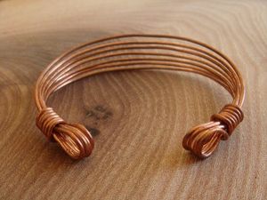 Premium Quality Copper <b>Bracelet</b> With Artistic Craftsmanship For Fashion Accessories And Wellness Jewelry Collection - Product Image 3