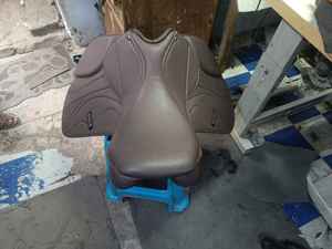 Selle de saut en cuir avec arceau en bois, fournisseur chinois, fabricant, marque privée, selle de cheval, commande en gros, directement de l'usine - Product Image 2