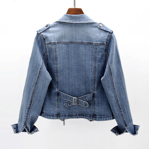 Blouson Moto en Jean pour Femme, Coupe Courte, Fermeture Éclair Asymétrique, Sangle à Boucle au Dos, Coupe Droite, Effet Vieilli, 100% Coton, Vente en Gros - Product Image 5