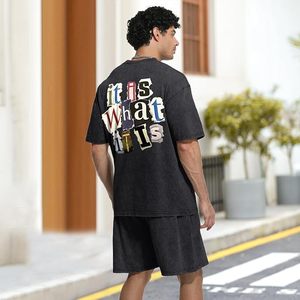 Conjunto de 2 Piezas para Hombre, Camiseta de Manga Corta con Estampado Gráfico Vintage y Pantalones Cortos con Cordón - Product Image 3