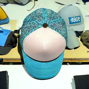 Casquette de baseball personnalisée en coton à 6 panneaux avec logo en PVC découpé au laser, profil bas, pour femme, vente en gros - Product Image 2