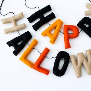 Guirnalda de Fieltro de Lana Hecha a Mano para Halloween - Decoración Duradera de Alta Calidad para Fiestas y Hogar con Logotipo Personalizado y Entrega Rápida para Pedidos al por Mayor - Product Image 3