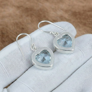 Pendientes colgantes de plata de ley 925 con incrustaciones de aguamarina en forma de corazón para mujer - Product Image 3