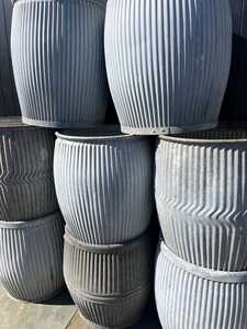 Top Selling Handmade <b>Dolly</b> Metal Planters <b>Tub</b> With White Washed Patina Outdoor Garden Use Industrial Planters Pots - Product Image 2