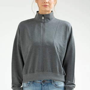 Sweat-shirt court doux pour femme, très tendance, idéal pour l'hiver, le fitness et la détente, service OEM personnalisé avec logo frontal - Product Image 6