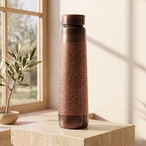 Factory Supply Large Eco-Friendly Hammered Ayurvedic Pure Copper Water <b>Bottle</b> for Drinking Traditional Drink <b>Flask</b> For Home - Product Image 1