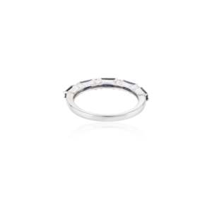 Bague de mariage solitaire en or blanc 18 carats avec saphir bleu et diamant - Product Image 5