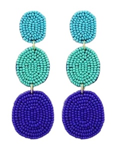 Pendientes bordados con cuentas hechos a mano de estilo elegante, joyería colorida y ligera para mujer, perfecta para looks festivos - Product Image 3