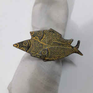 Anneaux de serviette en aluminium faits à la main en forme de feuille d'érable, écologiques, minimalistes, nouveau design classique pour les fêtes - Product Image 2