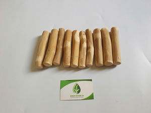 Palitos de madera de café 100% naturales para perros de Green Future Vietnam - Product Image 2
