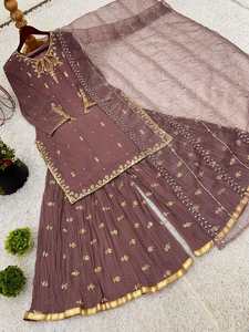 Ensemble haut et pantalon palazzo en chiffon fantaisie avec imprimé réversible, broderie, travail de sequins et perles, et dupatta CHIKU 77626 - Product Image 2