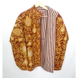 Chaqueta Cotrise Étnica Bordada al por Mayor para Mujer, Abrigo de Otoño/Invierno, Diseño Tradicional Premium, Algodón Transpirable Ecológico - Product Image 3