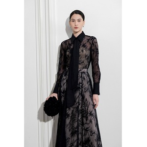 กระโปรงผ้าไหมรักษ์โลกสำหรับผู้หญิง ODM SERENE MAXI SKIRT ขายส่ง กระโปรงปักลายลูกไม้ ODM รองรับการผลิตตามแบบ กระโปรงเอวสูงสำหรับผู้หญิง - Product Image 4