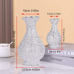 Elegante Florero de Aluminio Pulido con Revestimiento Anticorrosión, Perfecto para Exhibir Floreros Metálicos de Proveedor Indio - Product Image 5