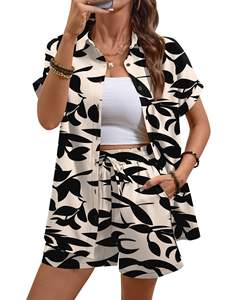 Ensemble d'été personnalisé pour femmes, ensemble de vêtements d'été en deux pièces, t-shirt uni en coton et polyester, shorts de cycliste pour femmes - Product Image 1