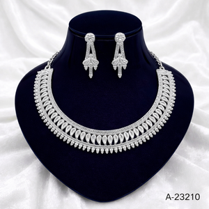 MOLL JEWELLERS 24K Gold Plated Vintage Women's Jewelry <b>Set</b> Alloy Necklace Earrings <b>Crystal</b> & Rhinestone Third Party Certified - Product Image 3