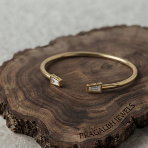 กำไลข้อมือทองคำ 14K ประดับเพชรโมอิสซาไนต์ทรงบาแกตต์ ดีไซน์เรียบหรู รูปทรงเรขาคณิต สองเม็ด ปรับขนาดได้ ของขวัญเครื่องประดับชั้นดีสำหรับเขา - Product Image 3