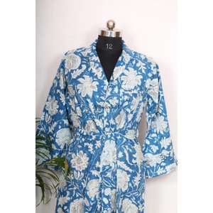 เดรสยาวผ้าฝ้ายพิมพ์ลายดอกไม้สไตล์วินเทจ คอวี สายปรับได้ สไตล์ฮิปฮอป ลายบล็อกพิมพ์มือแบบอินเดีย เสื้อเชิ้ตตัวยาวลำลองติดกระดุม - Product Image 4