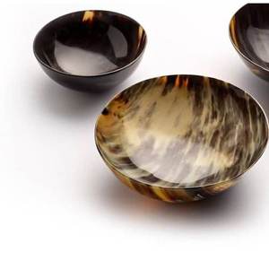 Juego de 5 Cuencos de Cuerno Natural Hechos a Mano, Ecológicos, con Acabado Liso y Diseño Moderno para Decoración de Cocina y Servir Alimentos - Product Image 3