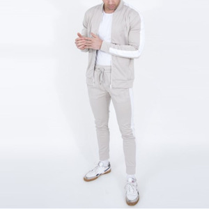 2026 Custom-made Zippered Blank Oversized <b>Reflective</b> Waterproof Windproof Hooded Casual Cotton Jacket and Jogging Suit - Product Image 1