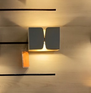 Applique murale LED moderne minimaliste en métal, éclairage haut et bas, 10W 3000K, applique murale intérieure - Product Image 1