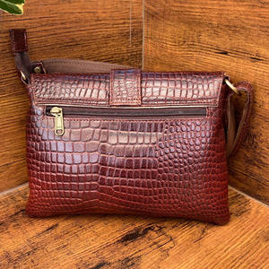 Sac à main à bandoulière en cuir véritable personnalisé de grande capacité pour femmes Sac à bandoulière en cuir de vachette pleine fleur imprimé crocodile pour femmes - Product Image 5