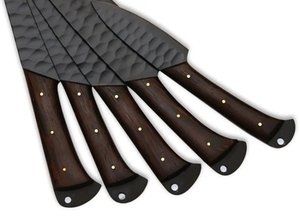 Juego de Cuchillos de Chef de Tres Piezas de Acero Inoxidable Hechos a Mano de Alta Calidad con Madera de Pakka y Estuche de Cuero - Product Image 3