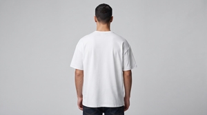 T-shirt blanc à manches courtes pour homme, col rond, coupe classique, logo brodé, jersey décontracté, tricoté, 100% coton - Product Image 4