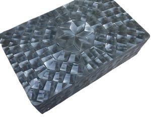 กล่องเครื่องประดับประดับมุกแท้ขนาดใหญ่ที่เก็บของที่มีคุณภาพระดับพรีเมียมสำหรับชิ้นที่มีค่าของคุณ - Product Image 1