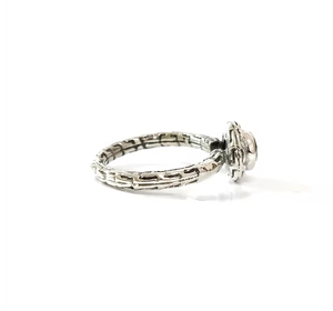 Anillo de Plata de Ley 925 Antideslustre, Minimalista, Moderno, con Piedra Preciosa de Peridoto, Estilo de Diseñador, Joyería para Ocasiones Especiales - Product Image 3