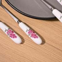 Ensemble de 6 cuillères élégantes à imprimé fleurs de lilas pour savourer les douceurs
