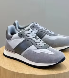 Chaussures de course à semelle épaisse grises, baskets de sport à lacets, chaussures de fitness décontractées à bout rond - Product Image 1