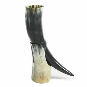 Corne à boire viking artisanale authentique en corne de bœuf avec bordure en laiton poli - Ensemble cadeau de tasse à bière ou à miad médiévale nordique - Product Image 2